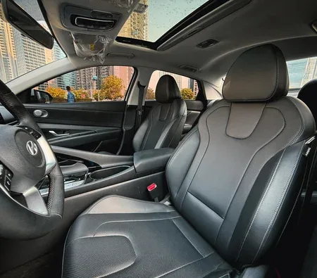 Hyundai Elantra 2024 in Dubai — photo 3