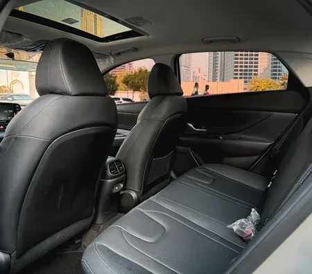 Hyundai Elantra 2024 in Dubai — photo 8