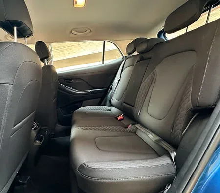 Hyundai Creta 5 Seater 2024 in Dubai — photo 4