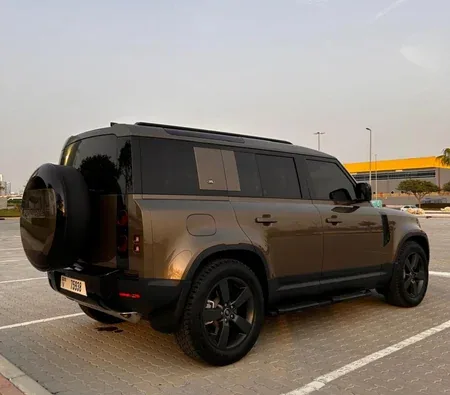 Land Rover Defender V6 2024 in Dubai — photo 5