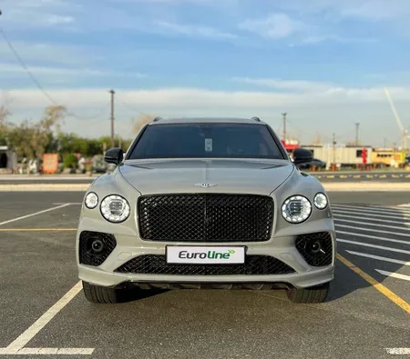 Bentley Bentayga 2024 in Dubai — photo 2