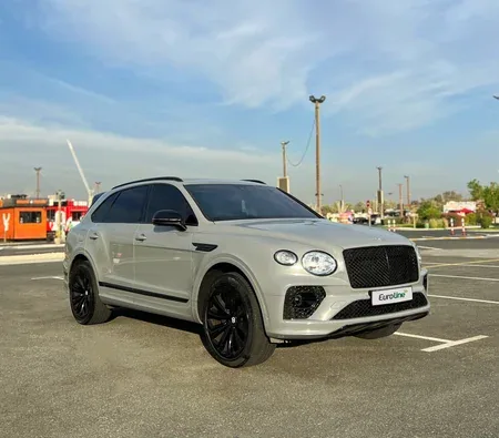 Bentley Bentayga 2024 in Dubai — photo 7