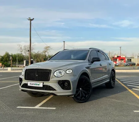 Bentley Bentayga 2024 in Dubai — photo 8