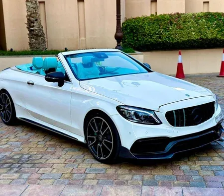 Mercedes-Benz C300 Convertible 2023 — аренда в Дубае — фото 8
