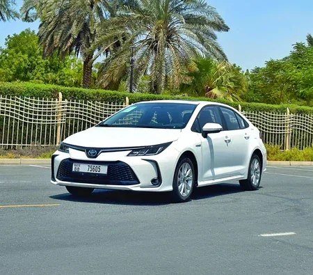 Toyota Corolla Hybrid 2024 напрокат