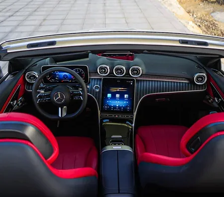 Mercedes-Benz CLE 200 AMG Convertible 2024 — аренда в Дубае — фото 9