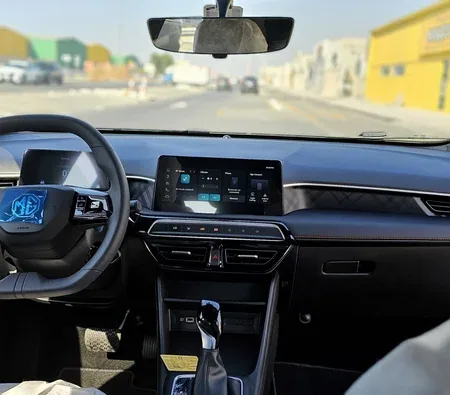 Mg 3 2025 in Dubai — photo 6