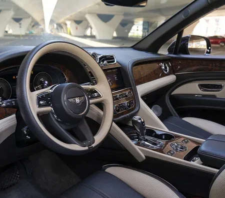 Bentley Bentayga 6.0 2022 in Dubai — photo 4