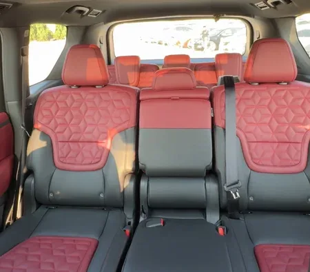 Nissan Patrol Platinum 2025 in Dubai — photo 4
