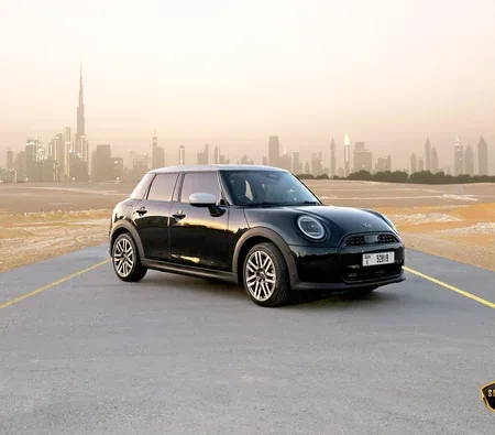 Mini Cooper 2025 in Dubai — photo 2