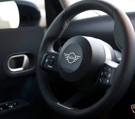 Mini Cooper 2025 in Dubai — photo 3