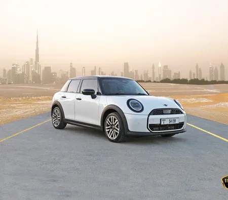 Mini Cooper 2025 in Dubai — photo 4