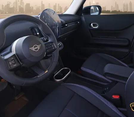 Mini Cooper 2025 in Dubai — photo 8
