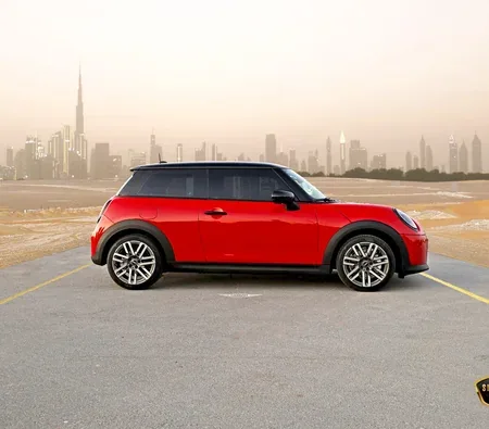 Mini Cooper 2025 in Dubai — photo 9