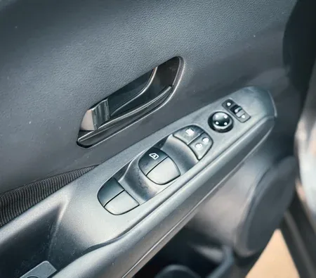 Nissan Kicks 2024 in Dubai — photo 8
