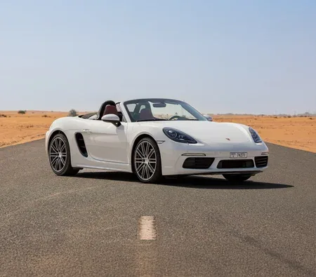 Porsche 718 Boxster Convertible 2024 напрокат в Дубае