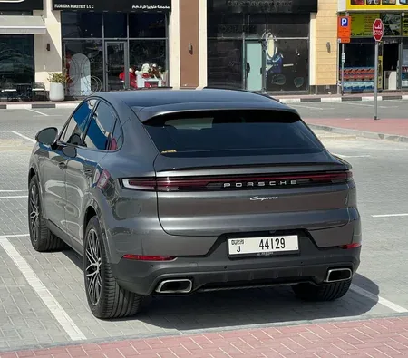 Porsche Cayenne Coupe 2025 in Dubai — photo 6