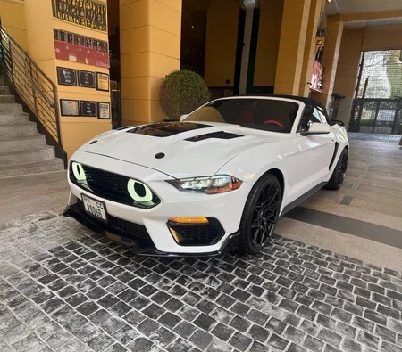 Ford Mustang EcoBoost Convertible V4 2023 напрокат