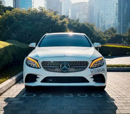Mercedes-Benz C300 2020 in Dubai — photo 3