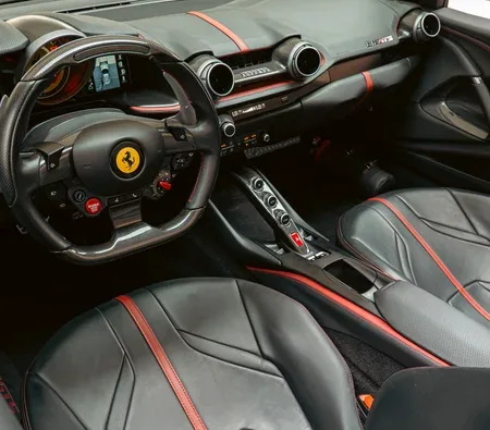 Ferrari 812 GTS 2023 — аренда в Дубае — фото 2