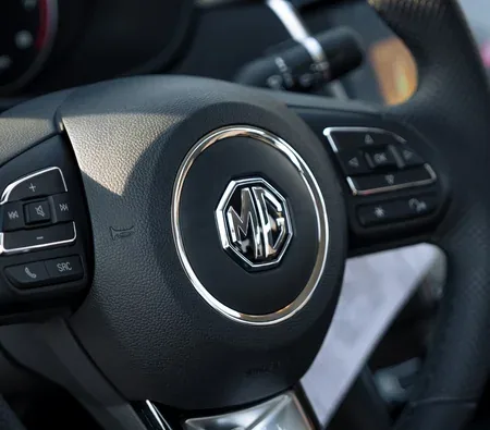 Mg 5 2025 in Dubai — photo 4