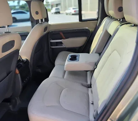 Land Rover Defender V6 2022 in Dubai — photo 8