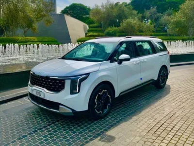 Kia Carnival 2025 — Dubai