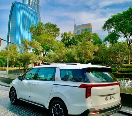 Kia Carnival 2025 — аренда в Дубае — фото 6