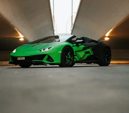 Lamborghini Huracan Evo Spyder 2021 — аренда в Дубае — фото 4