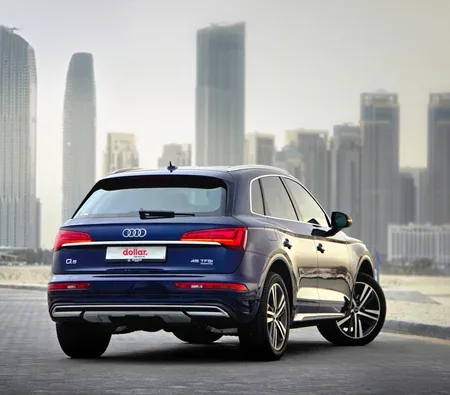 Audi Q5 2025 in Dubai — photo 6