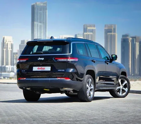 Jeep Grand Cherokee 2024 in Dubai — photo 4