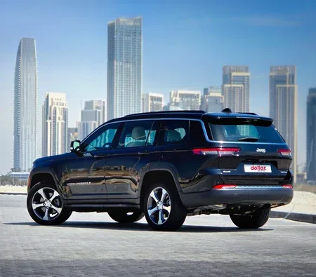 Jeep Grand Cherokee 2024 in Dubai — photo 5