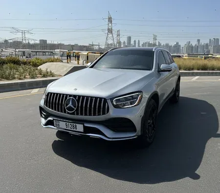 Mercedes-Benz GLC 300 2021 напрокат