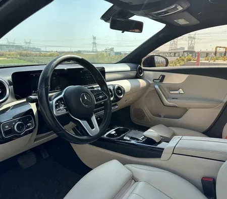 Mercedes-Benz GLC 300 2021 in Dubai — photo 3