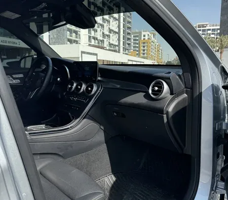 Mercedes-Benz GLC 300 2021 in Dubai — photo 9