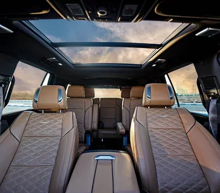 Cadillac Escalade Platinum Sport 2021 — аренда в Шардже — фото 4