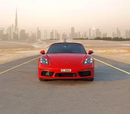 Porsche 718 Boxster 2024 in Sharjah — photo 2