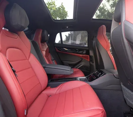 Porsche Panamera 2024 in Sharjah — photo 4
