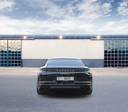 Porsche Panamera 2024 in Sharjah — photo 6