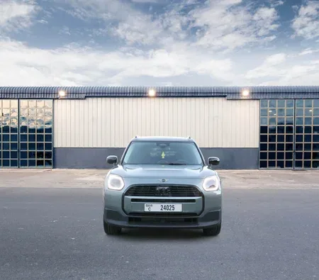 Mini Cooper Countryman 2024 in Ras Al Khaimah — photo 2