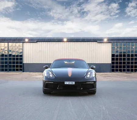 Porsche 718 Boxster 2024 in Ras Al Khaimah — photo 2