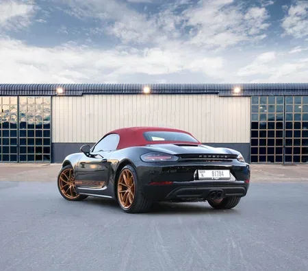 Porsche 718 Boxster 2024 in Ras Al Khaimah — photo 5