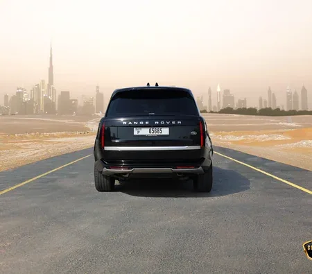 Land Rover Range Rover Vogue Autobiography Long 2023 in Ras Al Khaimah — photo 8