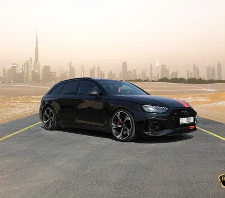 Audi RS4 Competition 2024 in Ras Al Khaimah — photo 8