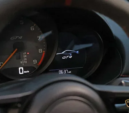 Porsche GT4 2023 — аренда в Рас-эль-Хайме — фото 5