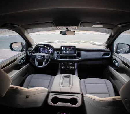 GMC Yukon 2022 in Abu Dhabi — photo 2
