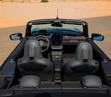 Mini Cooper JCW Convertible 2025 — аренда в Дубае — фото 8
