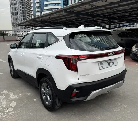 Kia Seltos 2025 in Dubai — photo 6