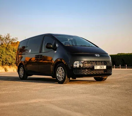 Hyundai Staria 9S 2025 for rent