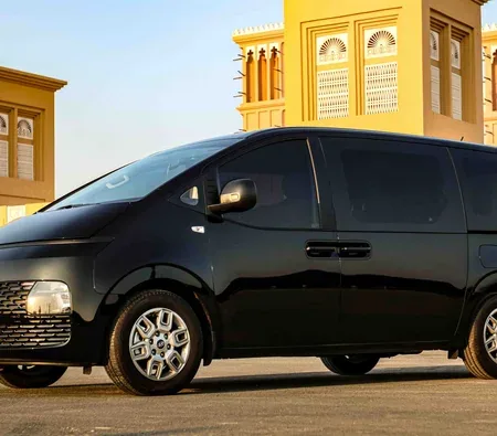 Hyundai Staria 9S 2025 in Dubai — photo 7